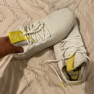 Adidas Pharrell Williams Sneakers